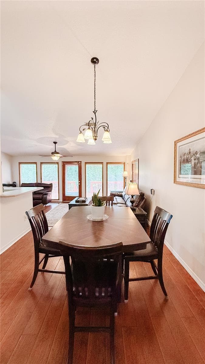 898 CRITTENDEN AVENUE — photo 7 of 39