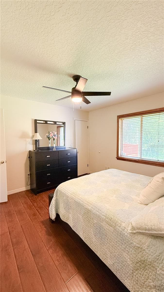 898 CRITTENDEN AVENUE — photo 20 of 39