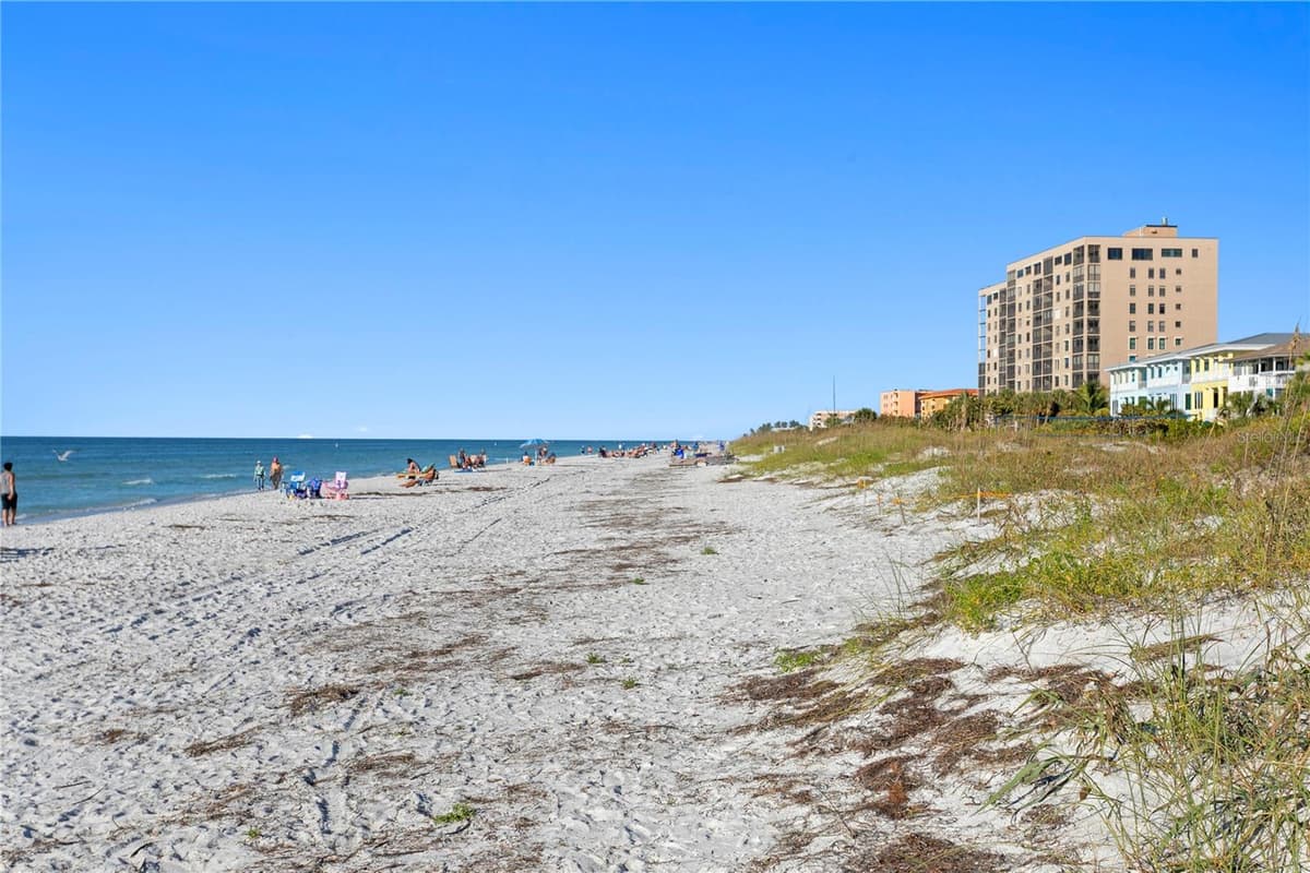 800 GULF BOULEVARD — photo 43 of 65