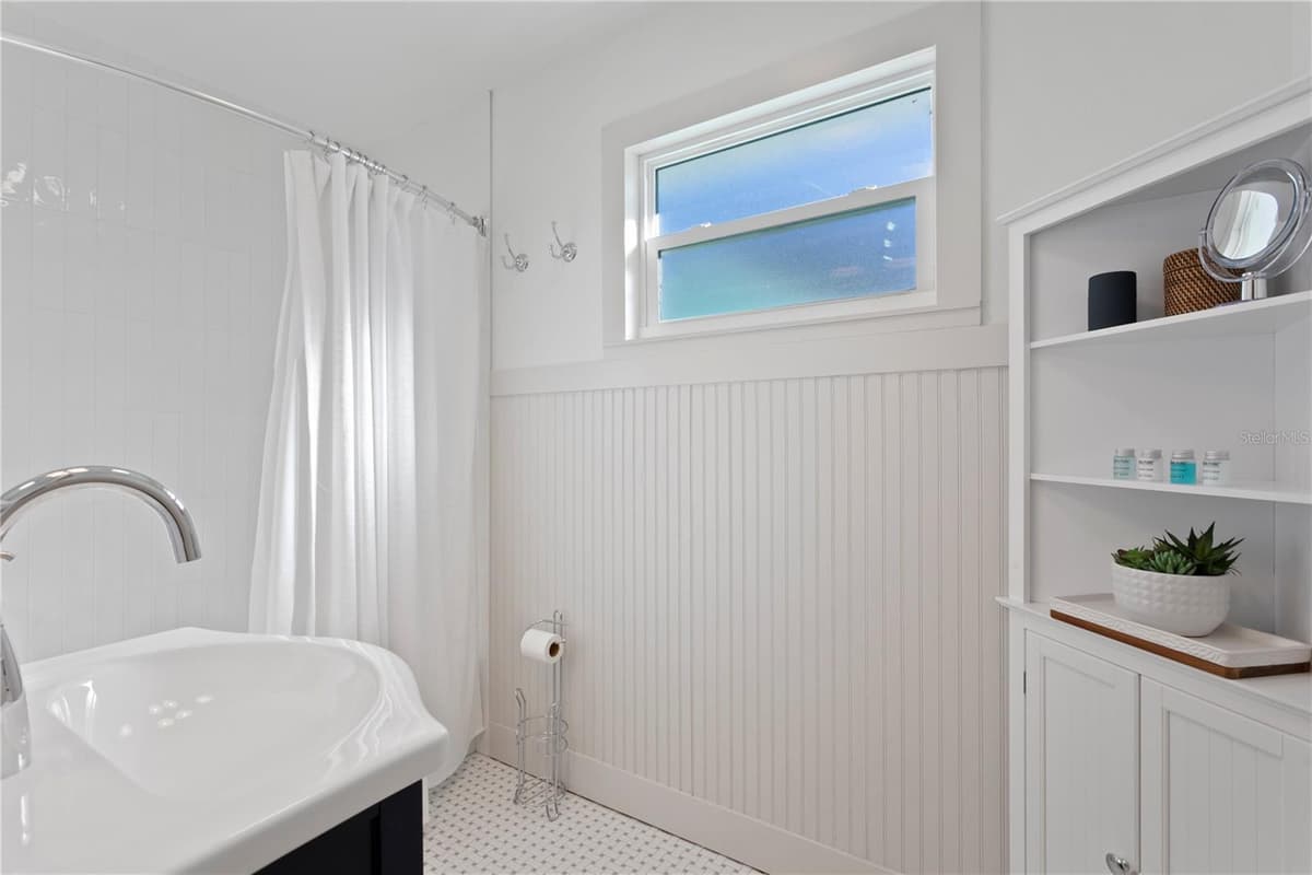 800 GULF BOULEVARD — photo 16 of 65