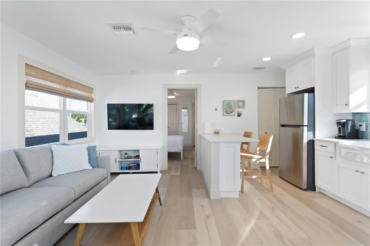 800 GULF BOULEVARD — photo 6 of 65