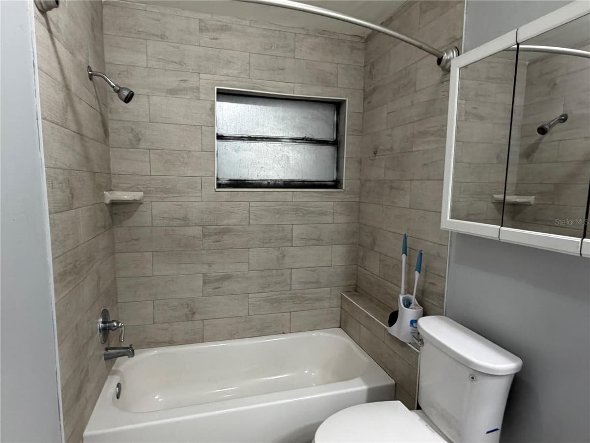 112 JASPER STREET — photo 10 of 13