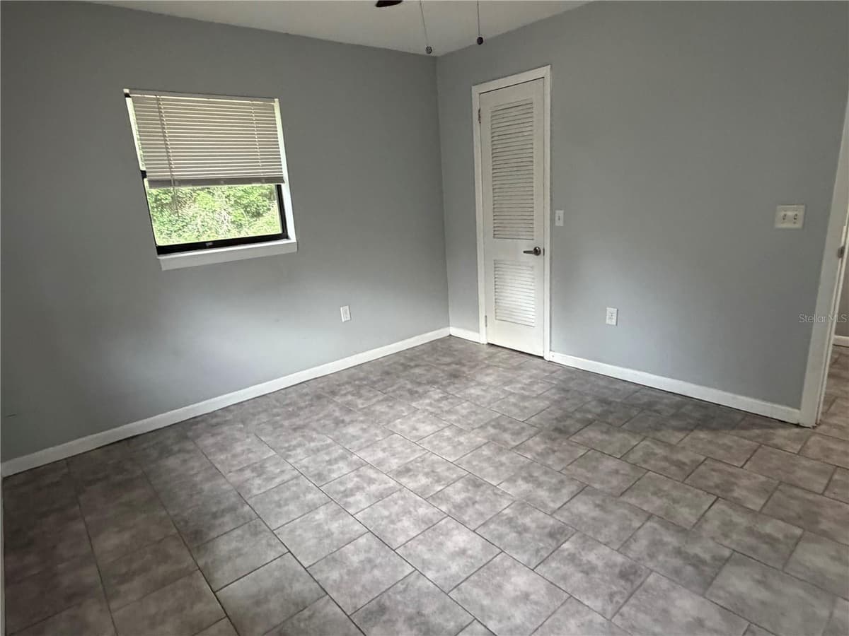 112 JASPER STREET — photo 8 of 13