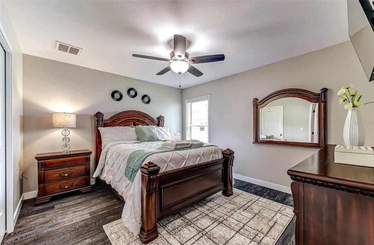 220 KITE AVENUE — photo 12 of 23