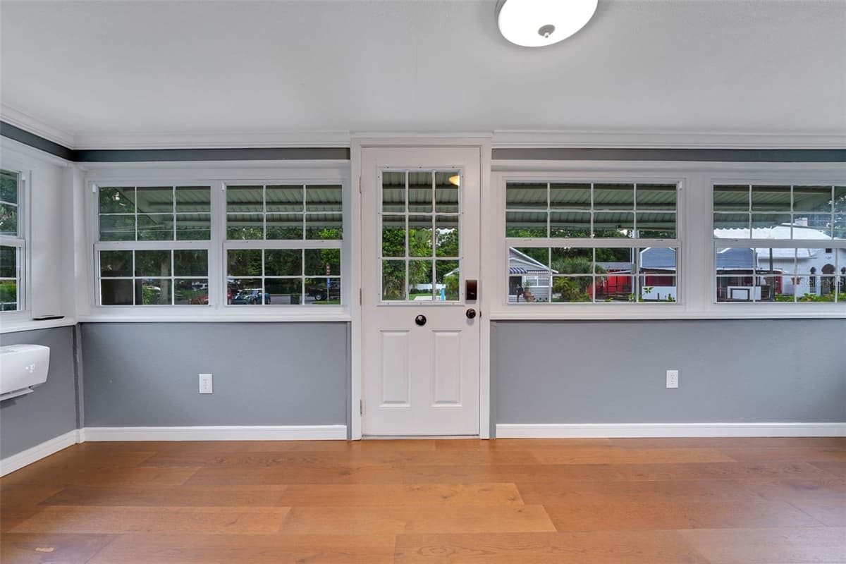 330 HIGHLAND STREET — photo 4 of 17