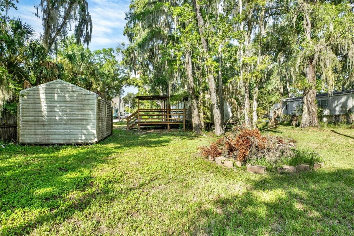 3913 ALAFIA BOULEVARD — photo 12 of 22