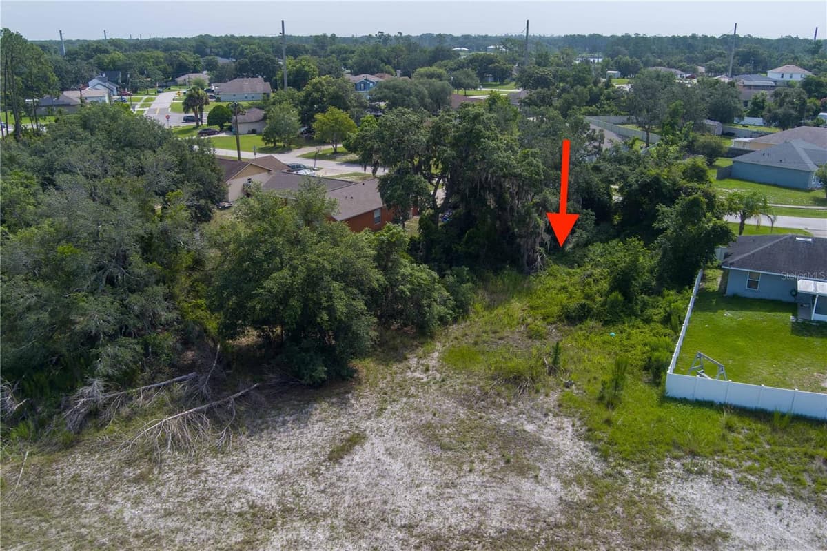 2599 HILLVIEW CIRCLE — photo 8 of 23