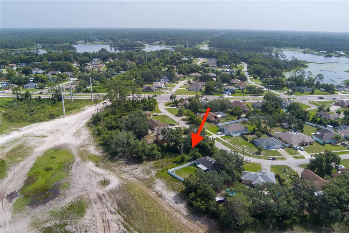 2599 HILLVIEW CIRCLE — photo 3 of 23