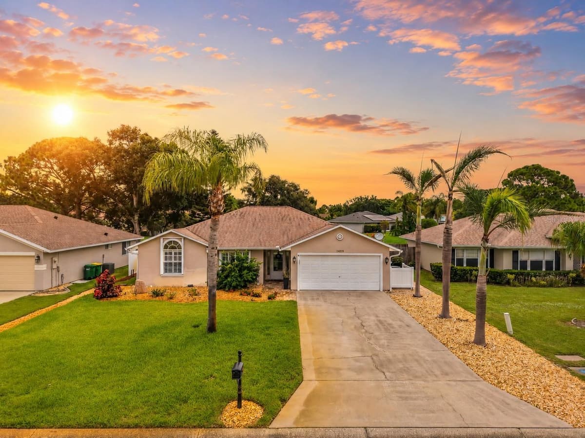 1409 CALIFORNIA DRIVE — photo 1 of 59