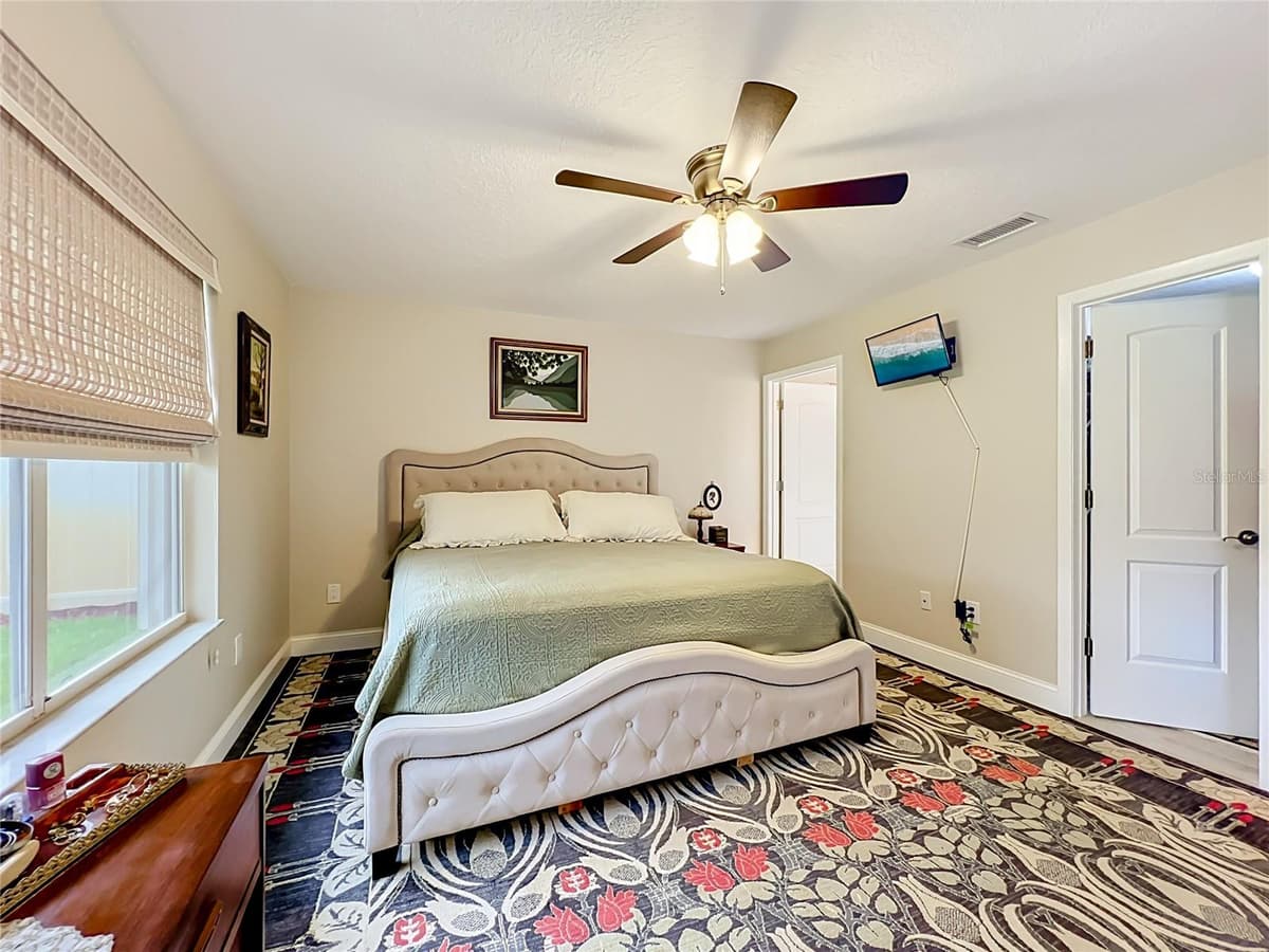 1409 CALIFORNIA DRIVE — photo 36 of 59