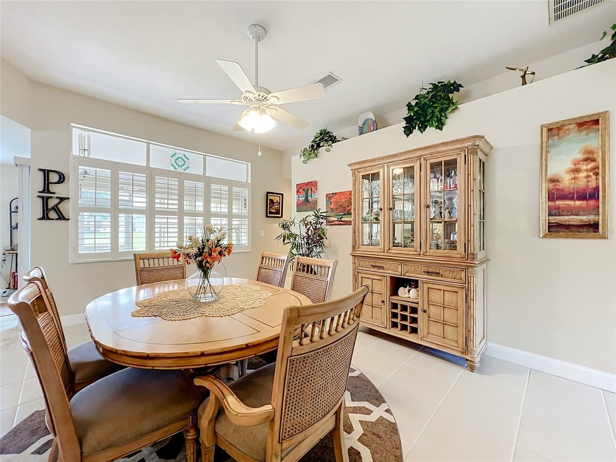 1409 CALIFORNIA DRIVE — photo 3 of 59