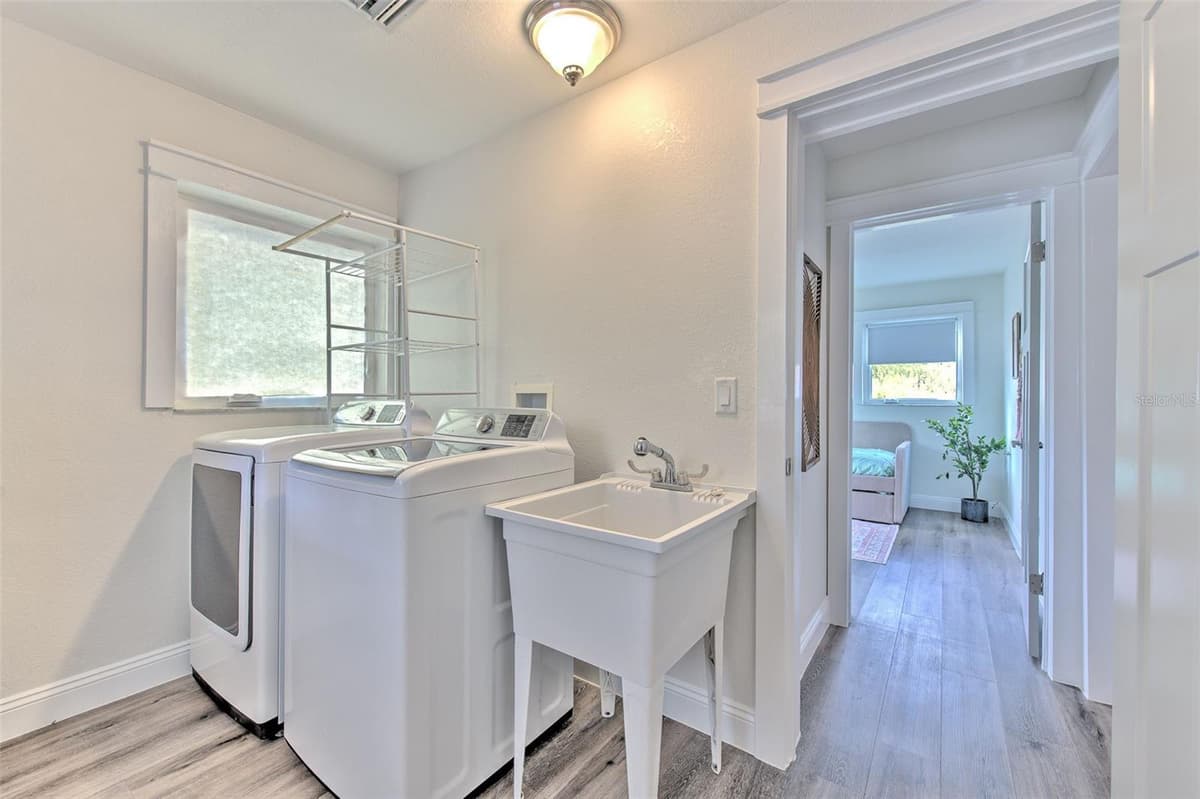 4101 BAY VILLA AVENUE — photo 16 of 18
