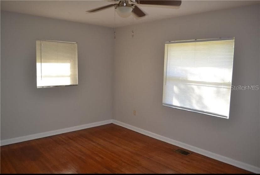 609 MONTGOMERY AVENUE — photo 10 of 22