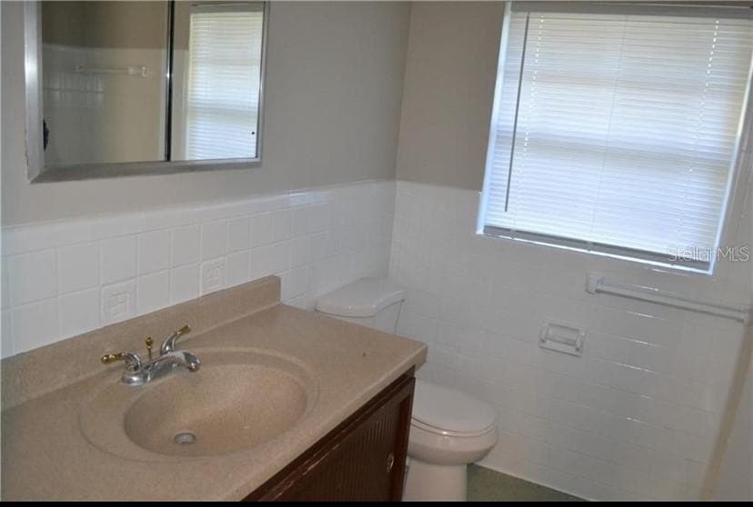 609 MONTGOMERY AVENUE — photo 15 of 22