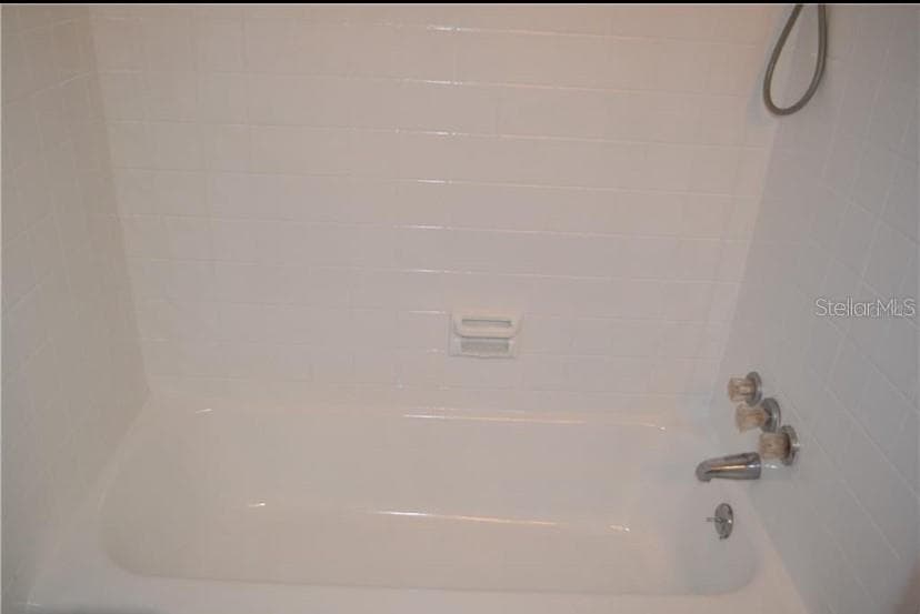 609 MONTGOMERY AVENUE — photo 16 of 22