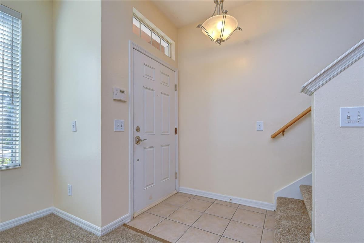 6919 TOWERING SPRUCE DR — photo 8 of 36