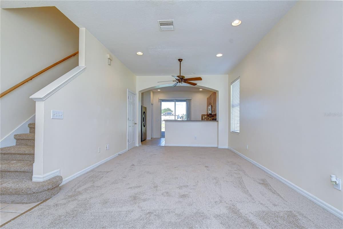 6919 TOWERING SPRUCE DR — photo 11 of 36