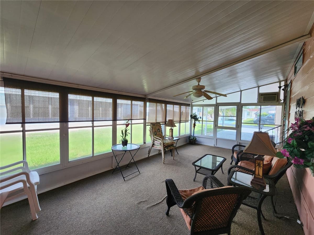 113 LAKE HAZEL DRIVE — photo 12 of 42