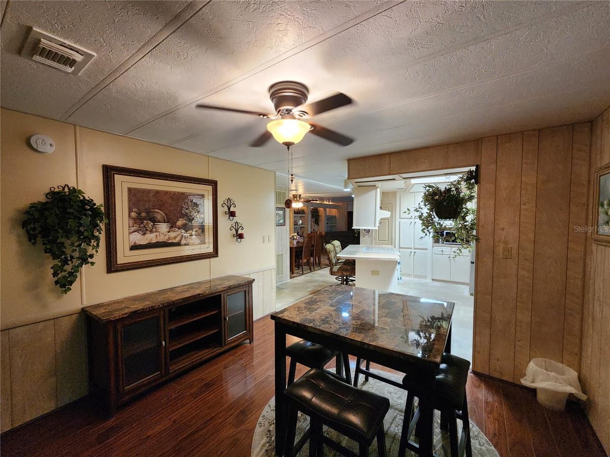113 LAKE HAZEL DRIVE — photo 26 of 42