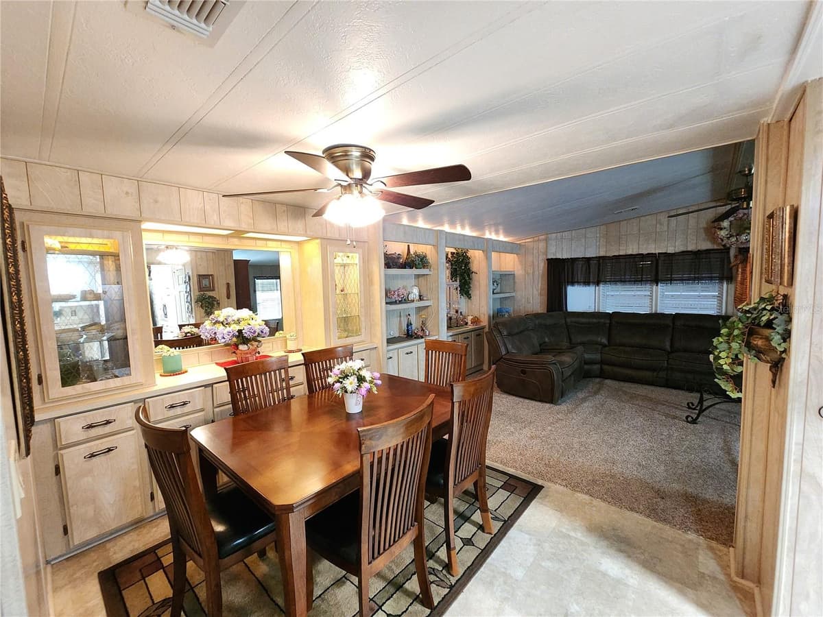 113 LAKE HAZEL DRIVE — photo 18 of 42