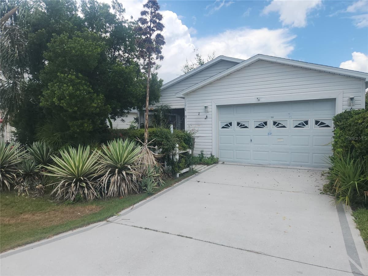 17449 81ST NEWBERRY COURT — photo 1 of 21
