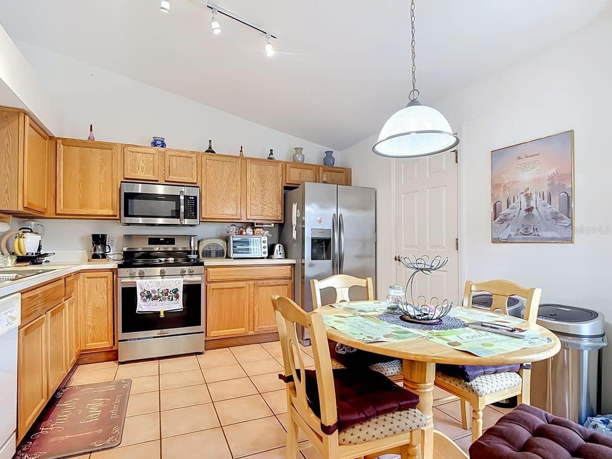 3401 CELENA CIRCLE — photo 18 of 23