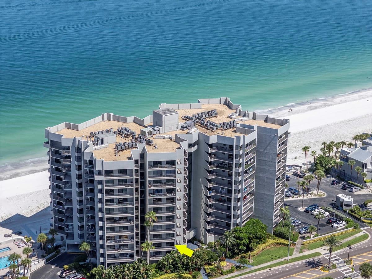 1660 GULF BOULEVARD — photo 41 of 47