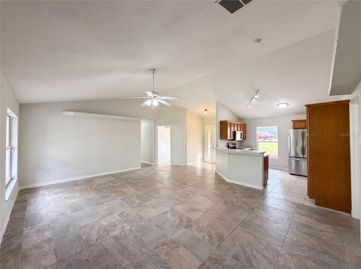 314 DUPONT CIRCLE — photo 10 of 23