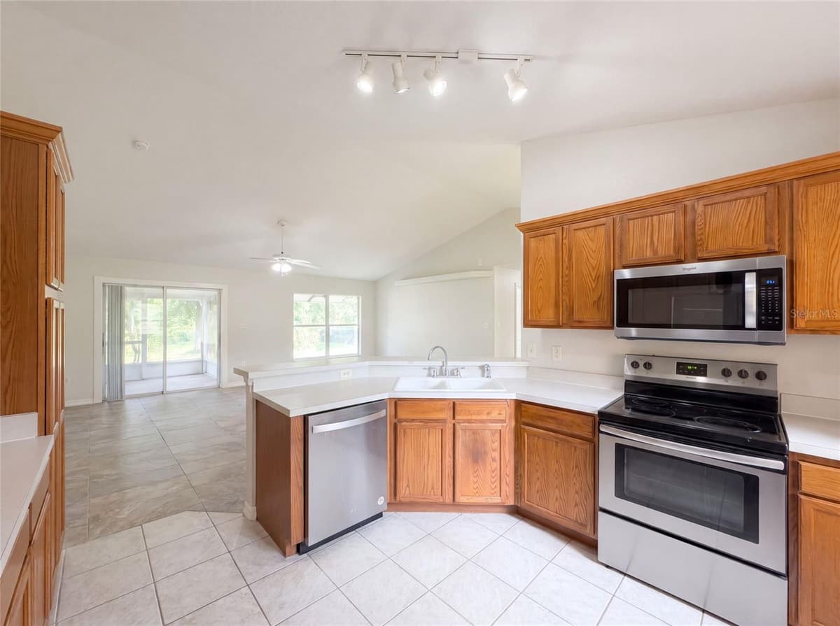 314 DUPONT CIRCLE — photo 4 of 23