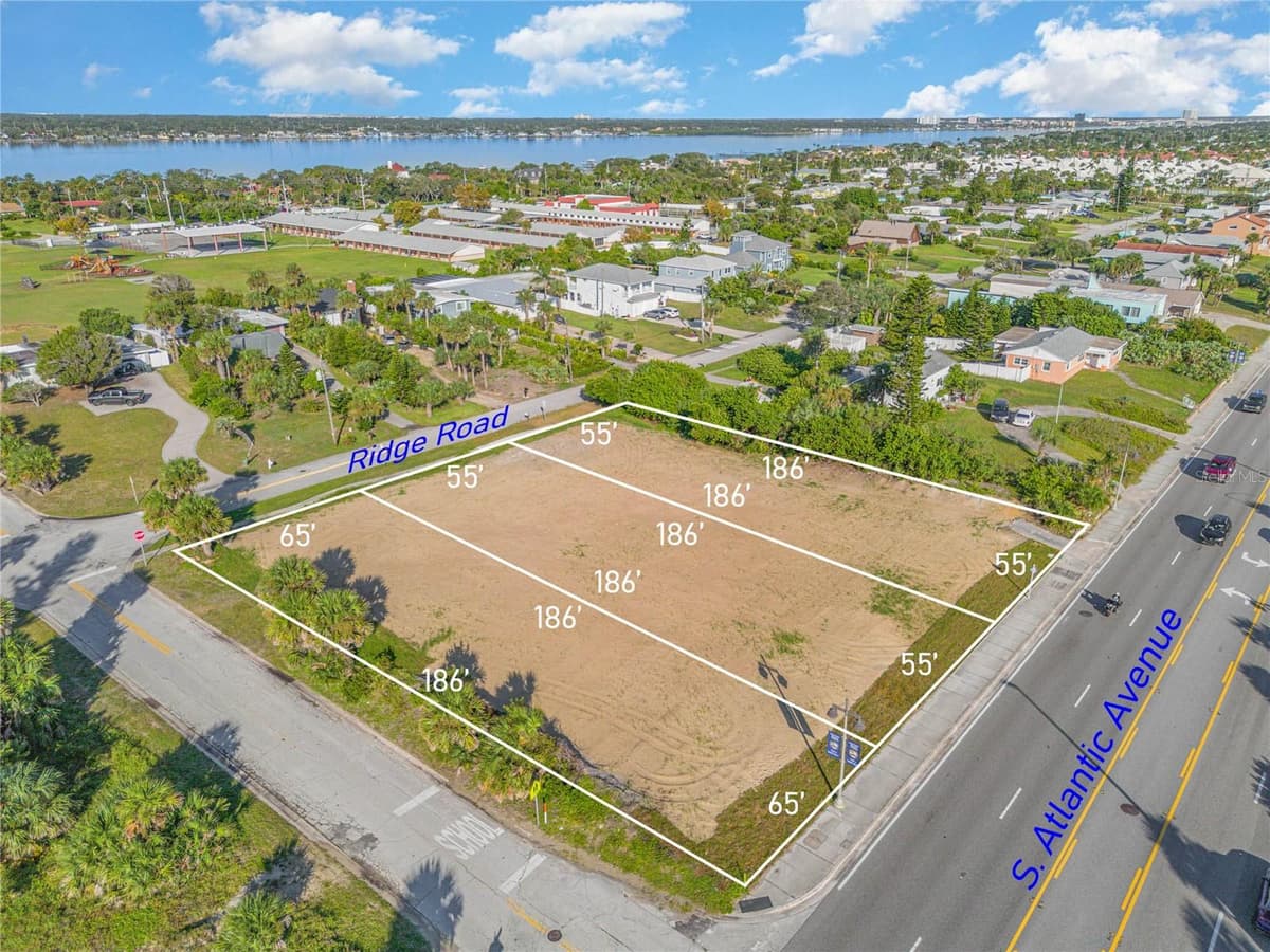 2756 ATLANTIC AVE — photo 4 of 8