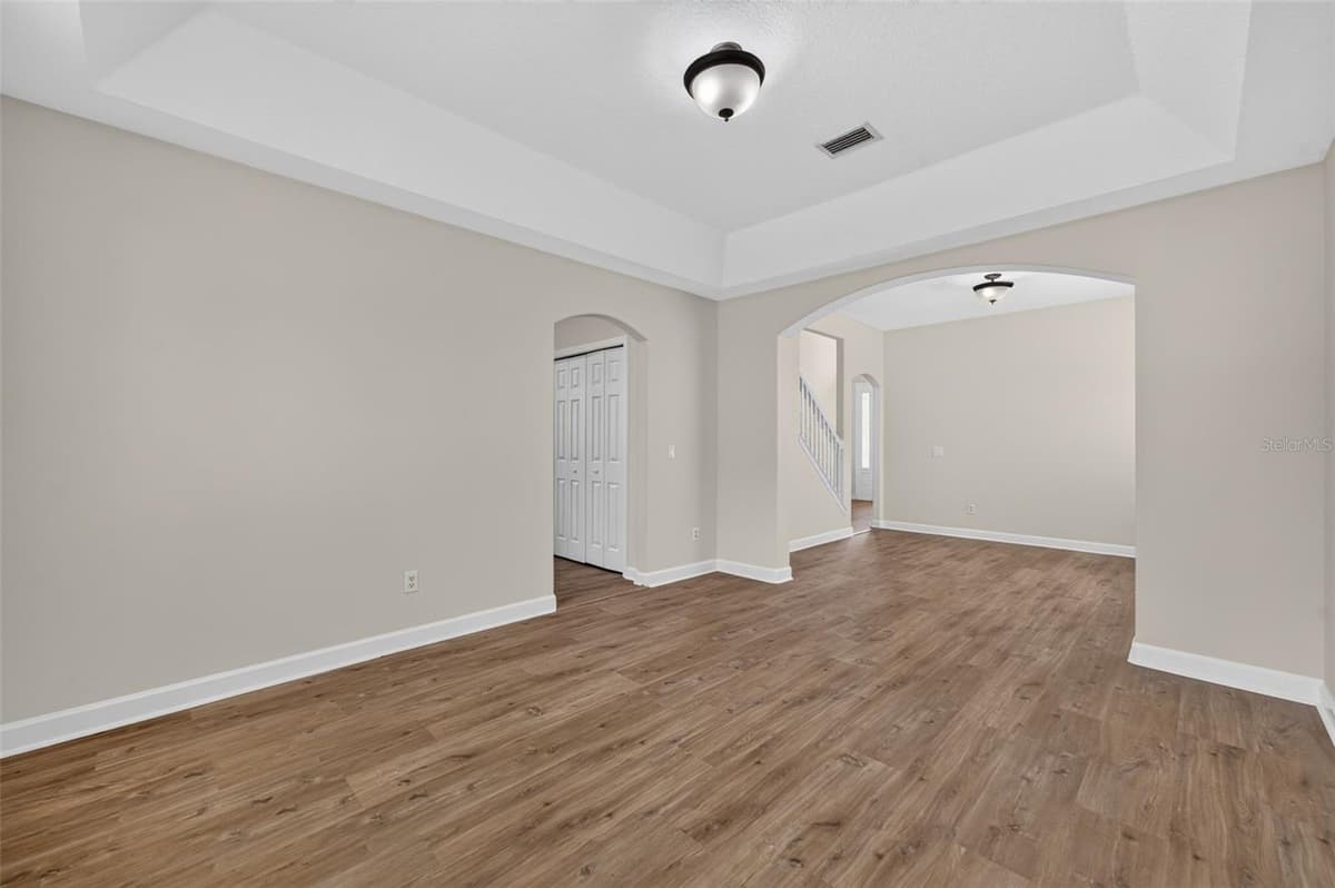166 11TH STREET — photo 6 of 38