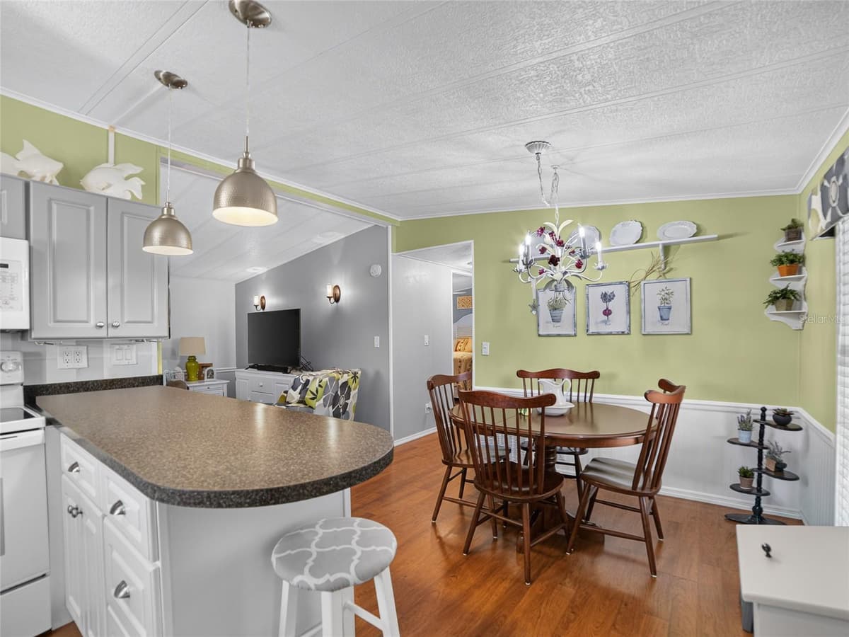 36419 BONNEY DRIVE — photo 10 of 34