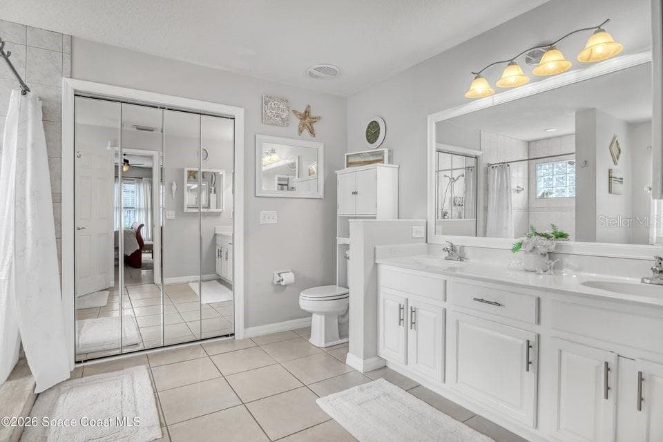 5515 OAK HOLLOW DRIVE — photo 16 of 31