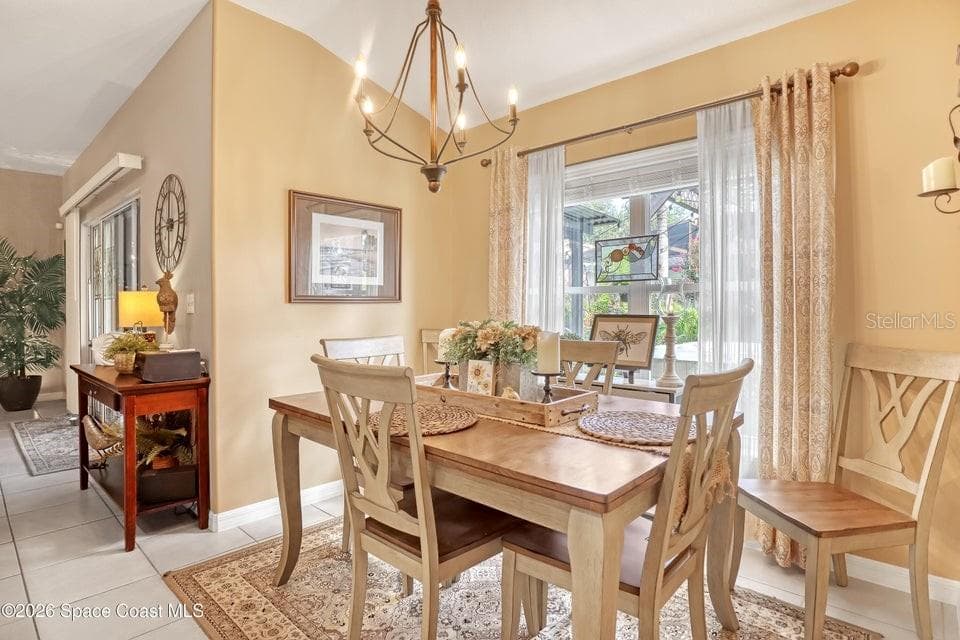 5515 OAK HOLLOW DRIVE — photo 8 of 31