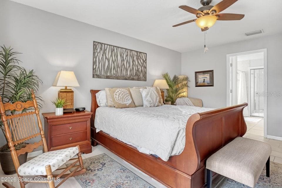 5515 OAK HOLLOW DRIVE — photo 15 of 31