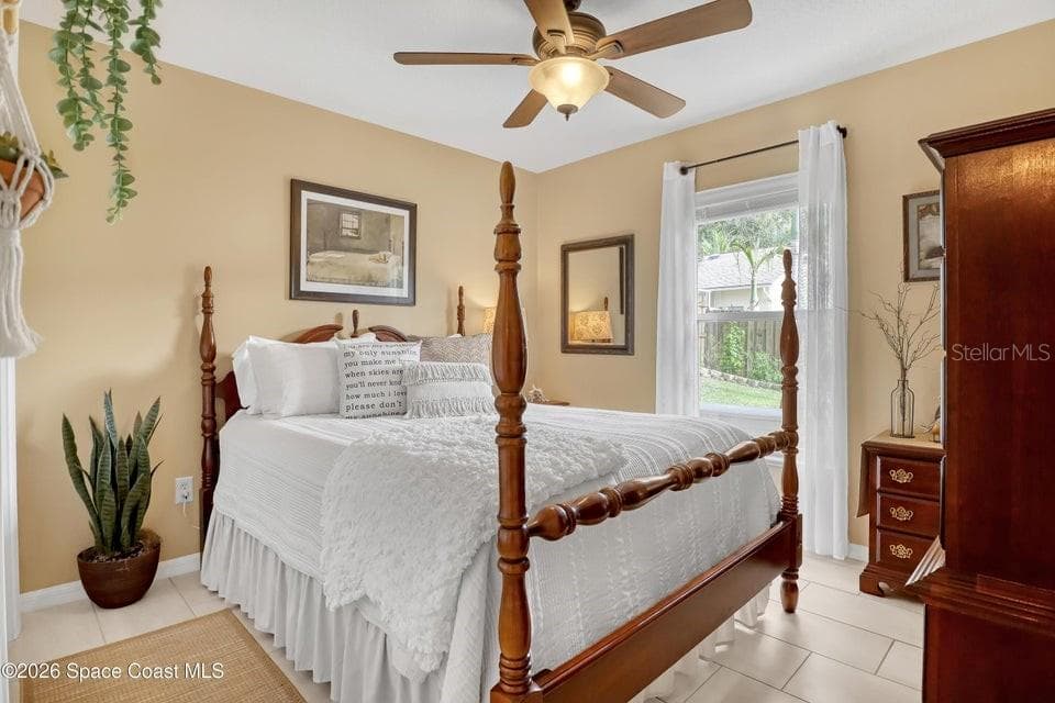 5515 OAK HOLLOW DRIVE — photo 21 of 31