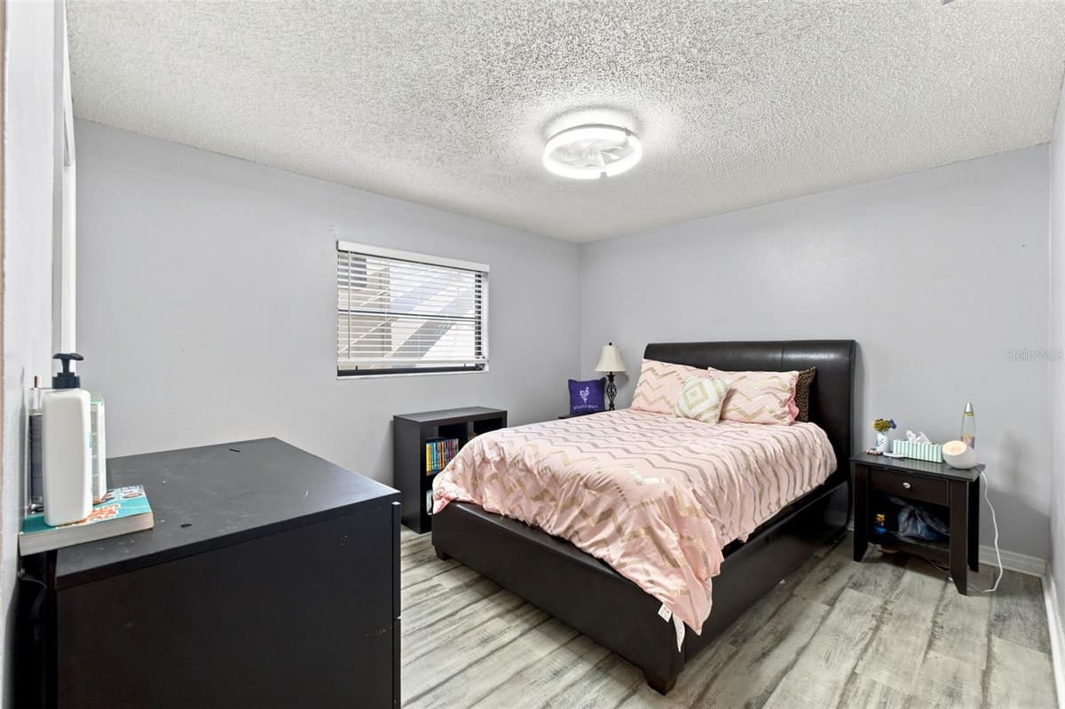6706 WALDORF COURT — photo 16 of 51