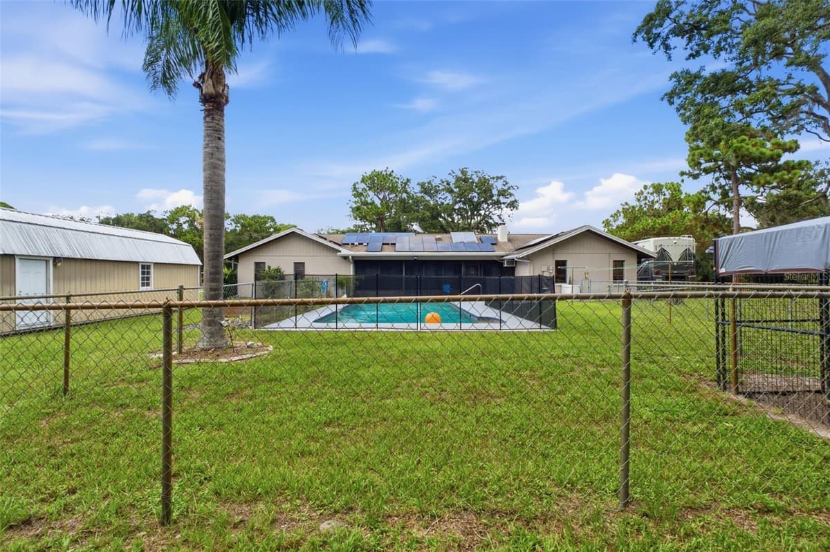6706 WALDORF COURT — photo 43 of 51