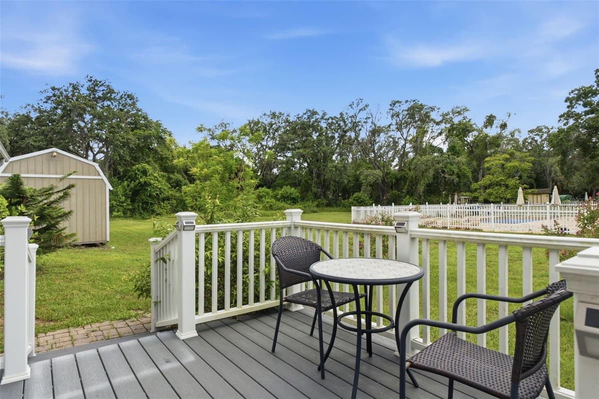 6706 WALDORF COURT — photo 33 of 51