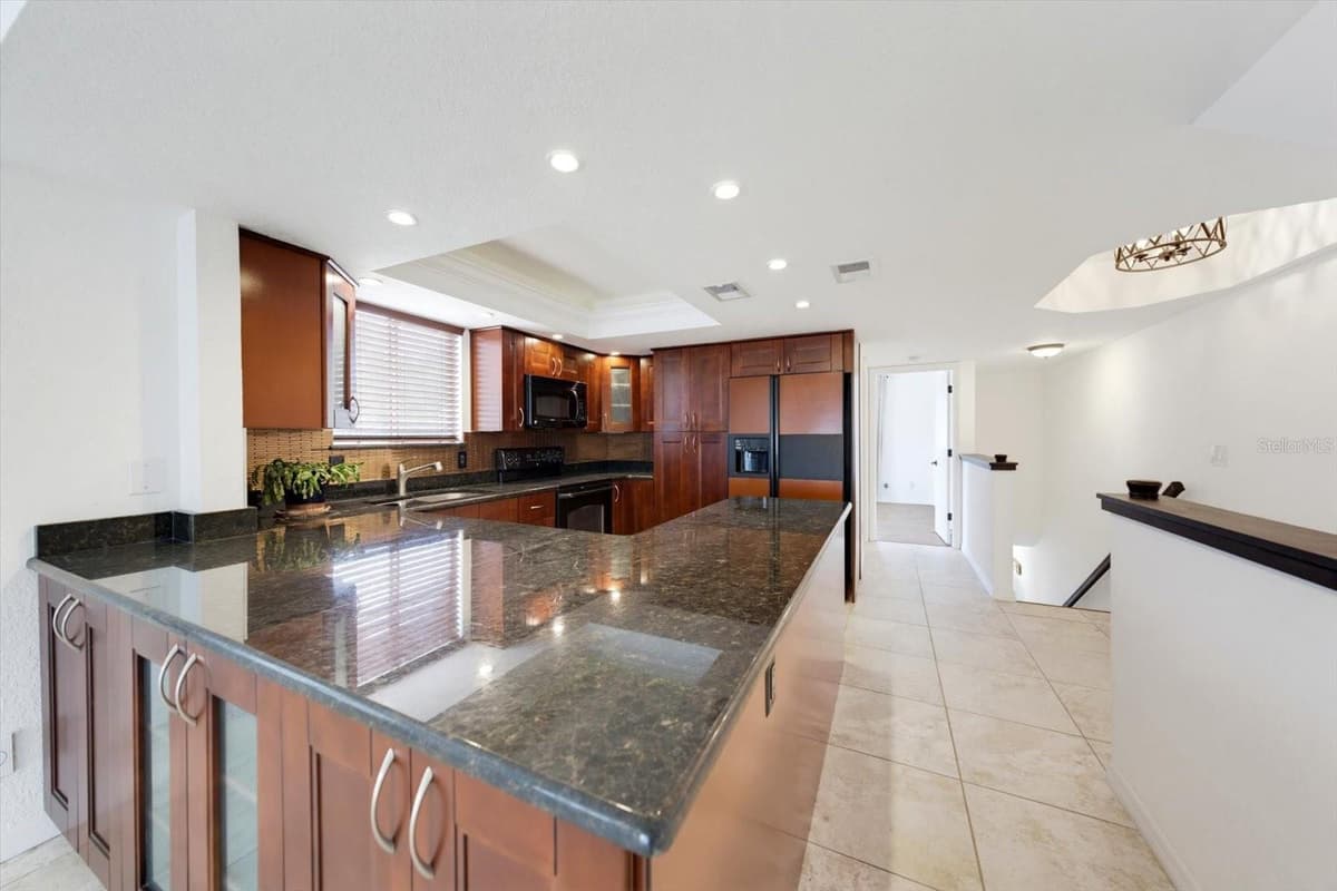 901 HARBOUR HOUSE DRIVE — photo 9 of 32