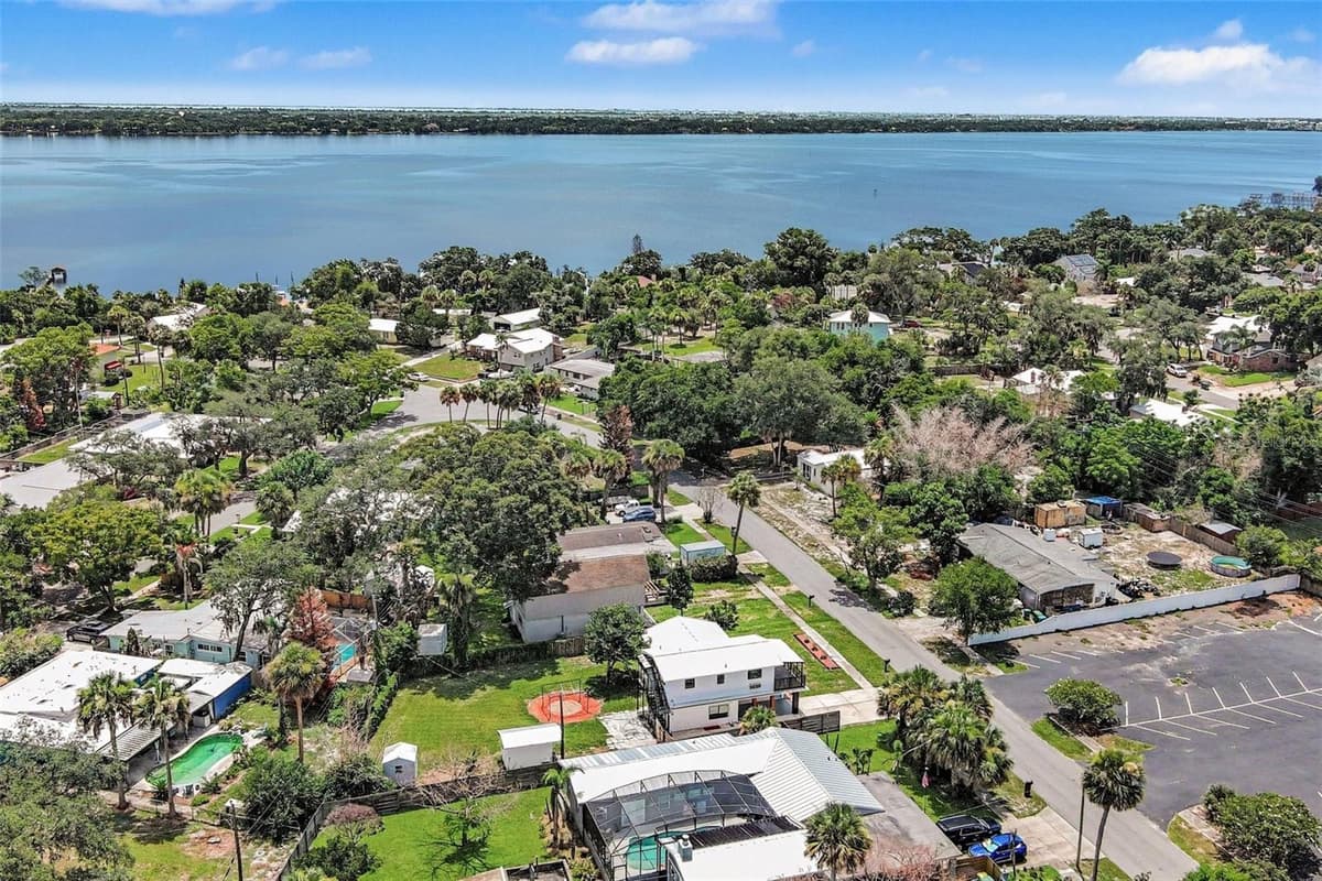 212 COQUINA DRIVE — photo 38 of 43