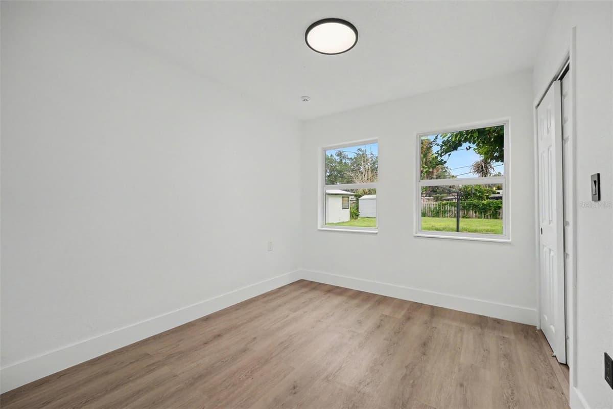 212 COQUINA DRIVE — photo 27 of 43
