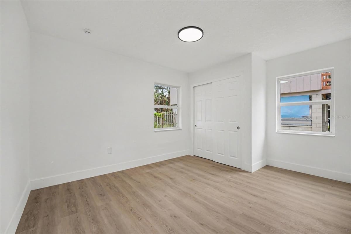 212 COQUINA DRIVE — photo 29 of 43