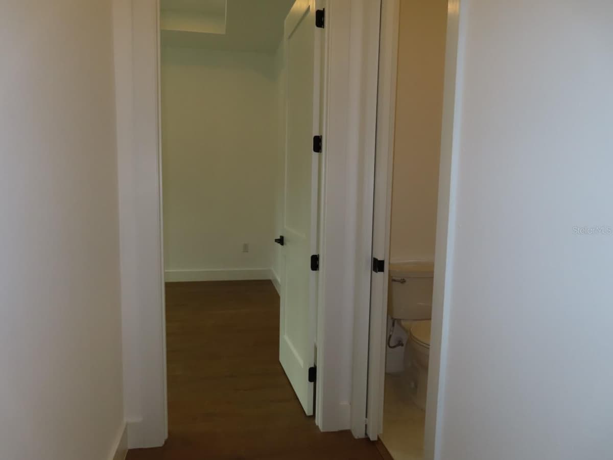 2651 PEAKE STREET — photo 21 of 25