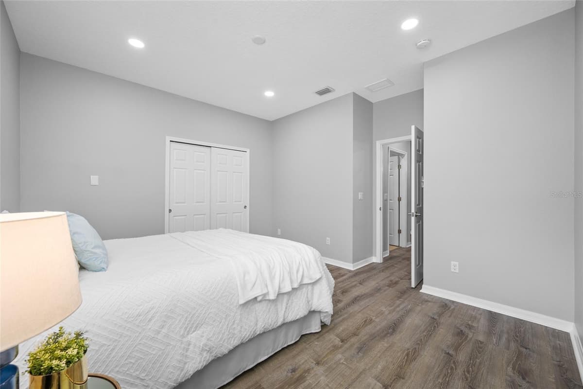 1405 PARKER DEN DRIVE — photo 39 of 93