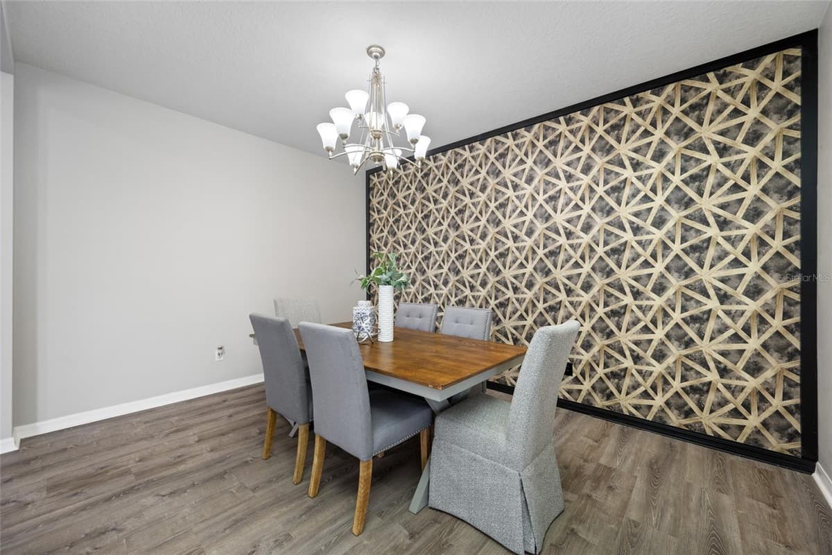 1405 PARKER DEN DRIVE — photo 32 of 93