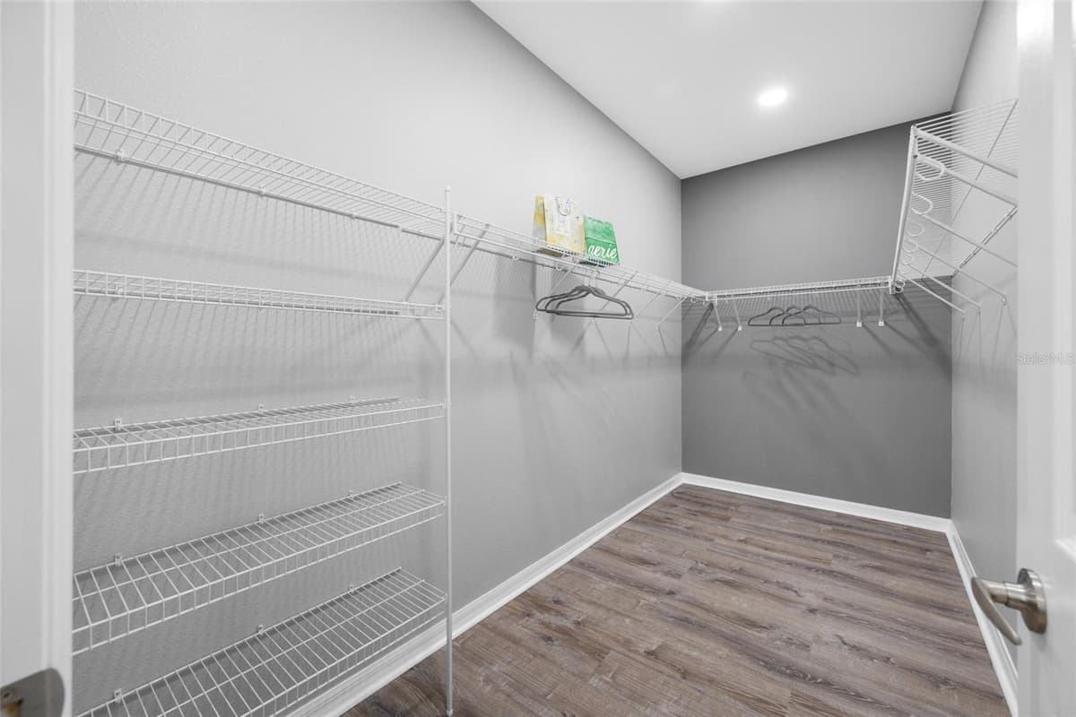 1405 PARKER DEN DRIVE — photo 63 of 93