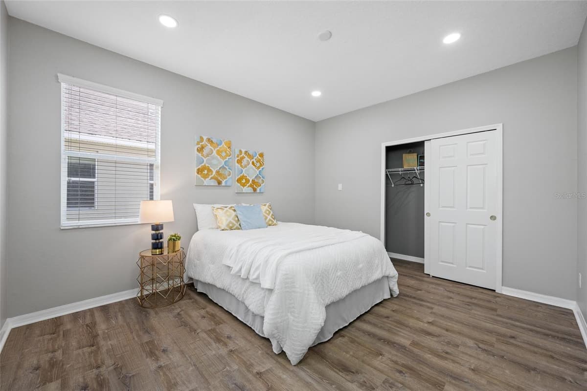1405 PARKER DEN DRIVE — photo 38 of 93