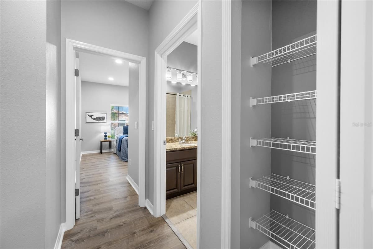 1405 PARKER DEN DRIVE — photo 15 of 93