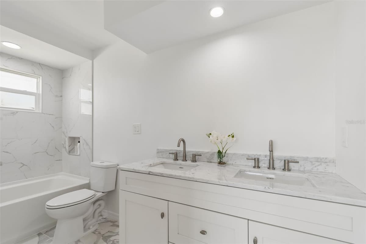 775 CAPRI BOULEVARD — photo 33 of 67